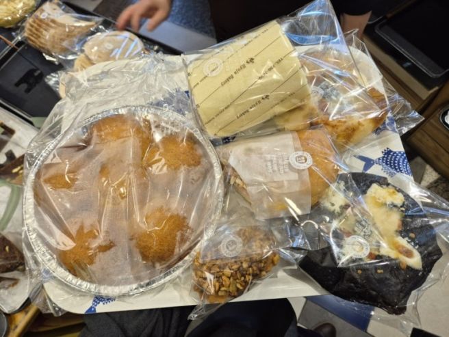 [종로구 통인동] 변하지 않는 사장님 만큼 변하지 않는 빵의 맛 ‘효자 베이커리’(가는법, 베스트셀러...