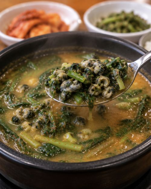 55년째 청주 골목을 지켰다…다슬기를 밀가루에 굴려 끓이는 오래된 국밥집