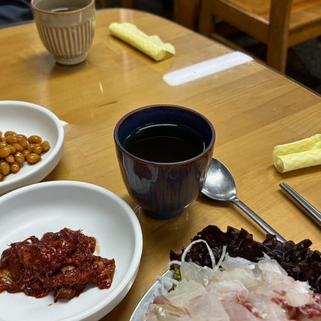 [부산 남포] 자갈치시장 인근 숙성회가 멱살잡고 혼내주는 회정식 맛집 ‘부산명물횟집’