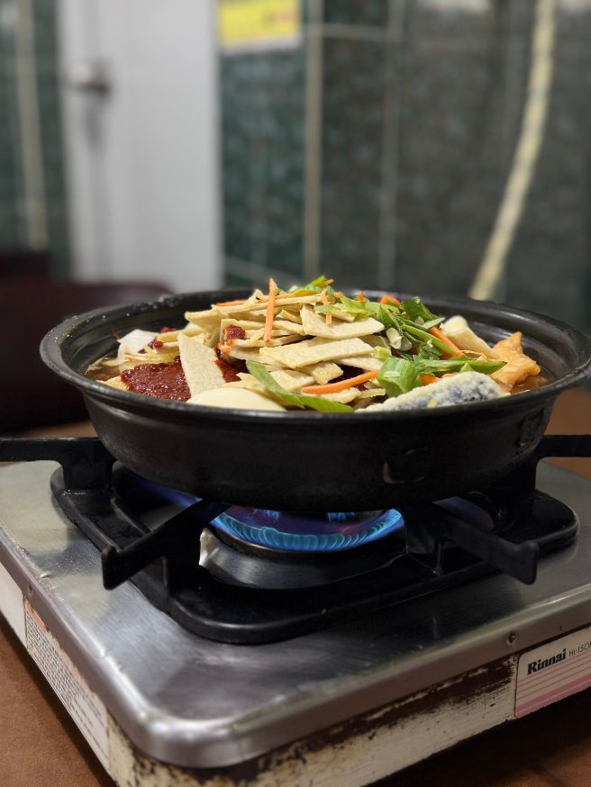 맛있는 즉석 떡볶이를 먹기 위해 나는 구산동으로 간다. - 177. 서울 은평구 구산동 코스모스 분식