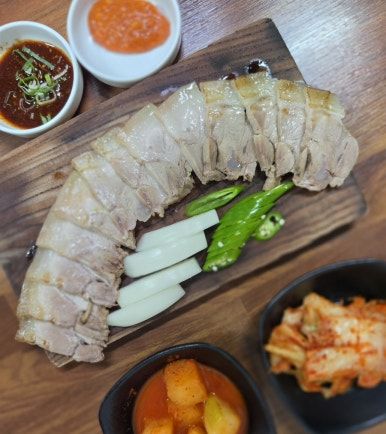 제주 동문시장 고기국수 금복식당