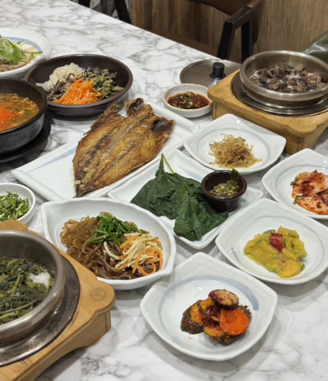 경산 가족외식 하기 좋은 한정식 맛집 팔공산엄마밥상 경산점 솥밥 후기
