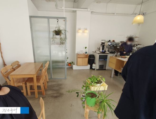 <동인동카페> 조용한 동인동 골목 아담한 카페 '보흔바 (wohnbar)'