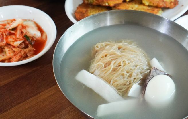 춘천 평양냉면 맛집 투어, 슴슴하고 깊은 육수 맛에 반하고 온 육림랜드 맛집