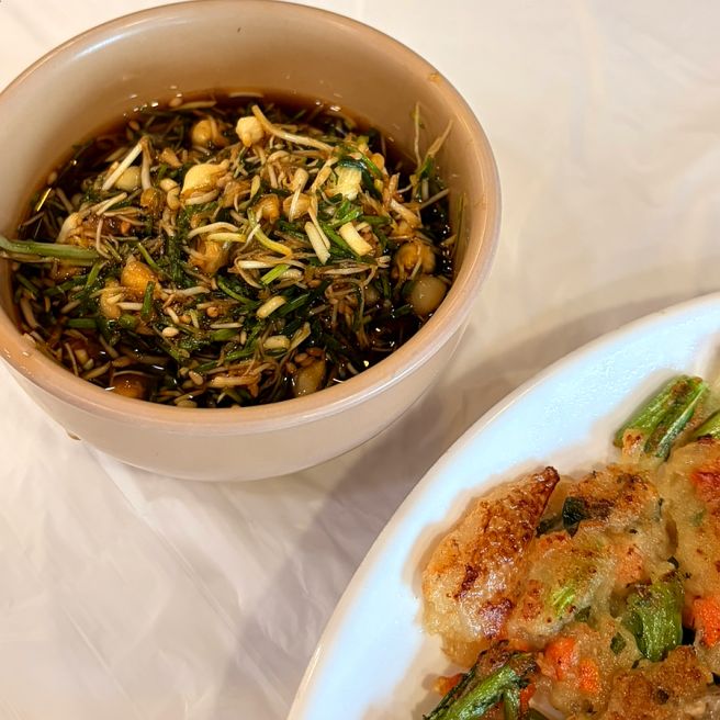 서산 <큰마을영양굴밥> 굴밥 시키면 바삭한 굴전이 서비스!