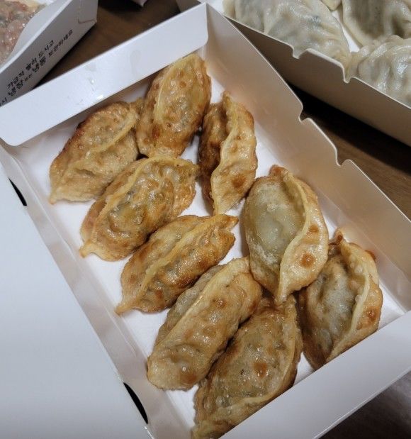 경산 하양 계속 생각나는 만두.찐빵맛집_장호덕손만두 경산하양점