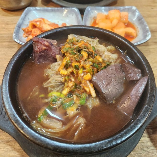 서울 용산 3대 해장국 창성옥 소뼈 선지해장국 주차