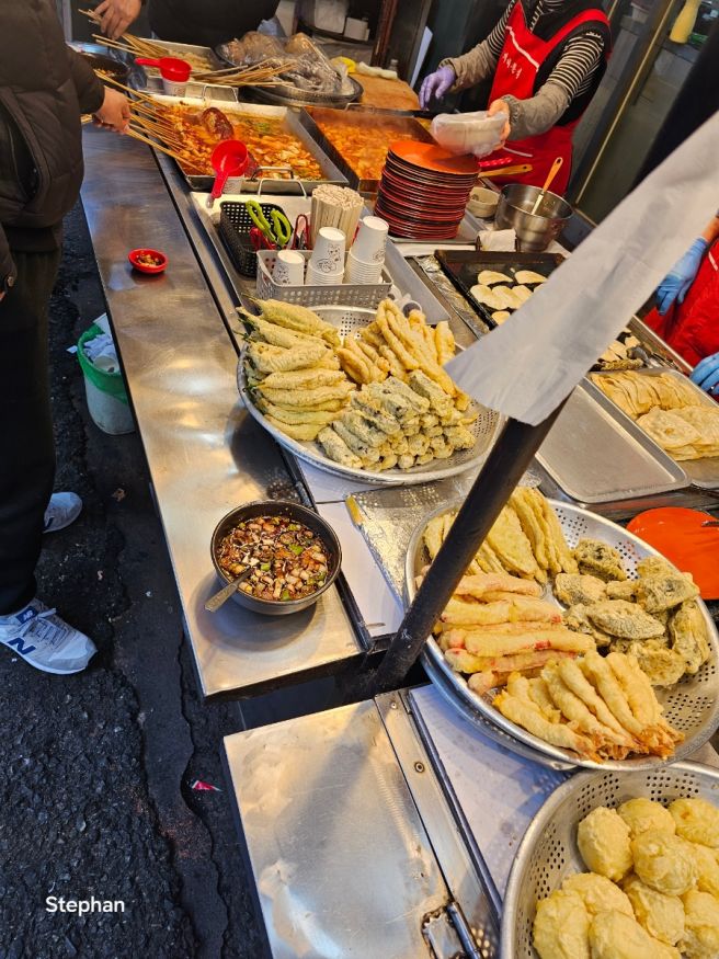 경산 경산공설시장에 분식집이 3군데 있는데 그중에 한 곳인 개미분식 - 경북 경산시 중방동