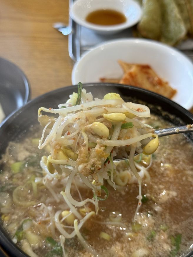 전주 콩나물국밥 맛집 시원하고 깔끔한 한끼 삼백집 전주 본점