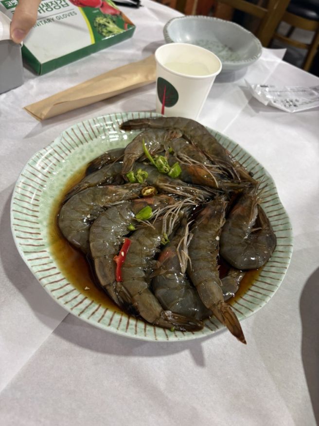 충남 태안군 "딴뚝 통나무집 식당"