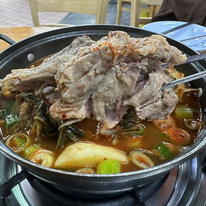 은평구 녹번역 맛집 서부감자국, 20년 전통의 맑은 감자국