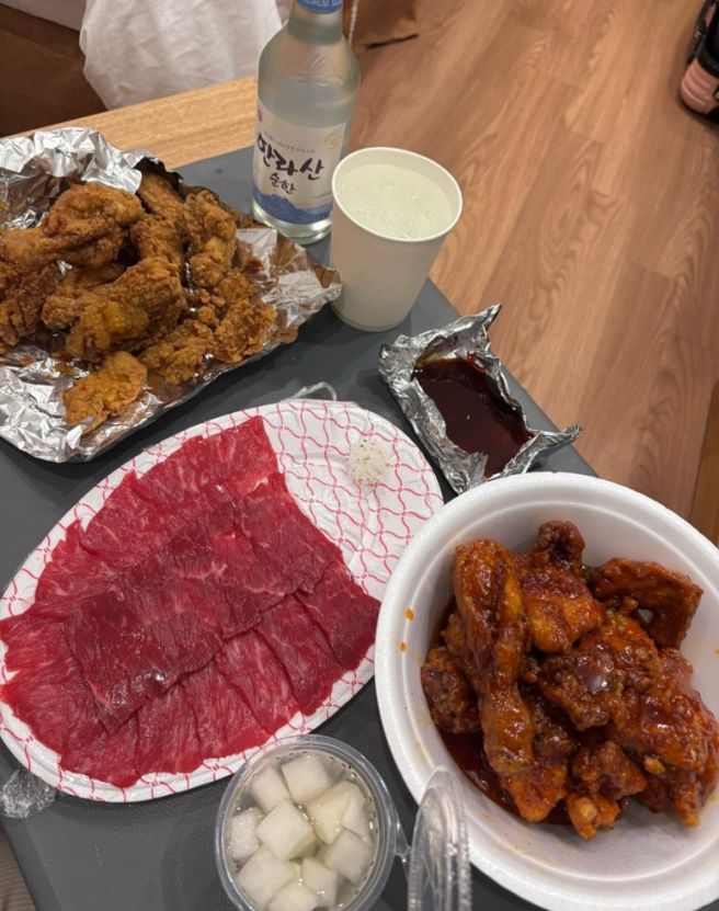 제주 성산 치킨 맛집 어머니닭집 후라이드반 양념반 포장후기