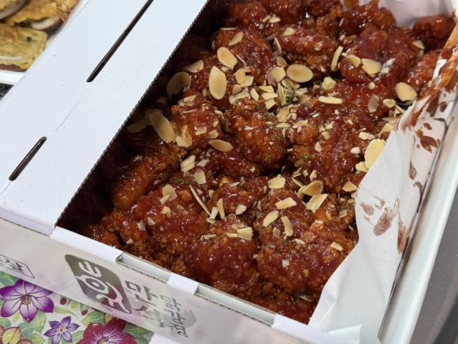[속초] 만석닭강정 중앙시장점 내돈내산 솔직후기｜보통맛 순살 21,000원 | 추석 당일에도 웨이팅 없음