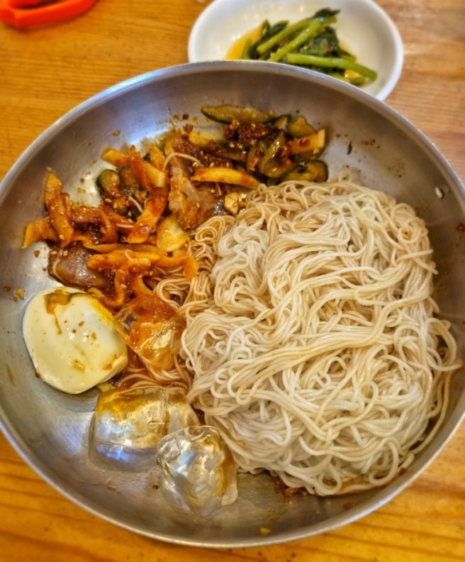 여수 함남면옥 후기｜호불호 갈리는 함흥냉면, 육수가 진짜 킥이었다