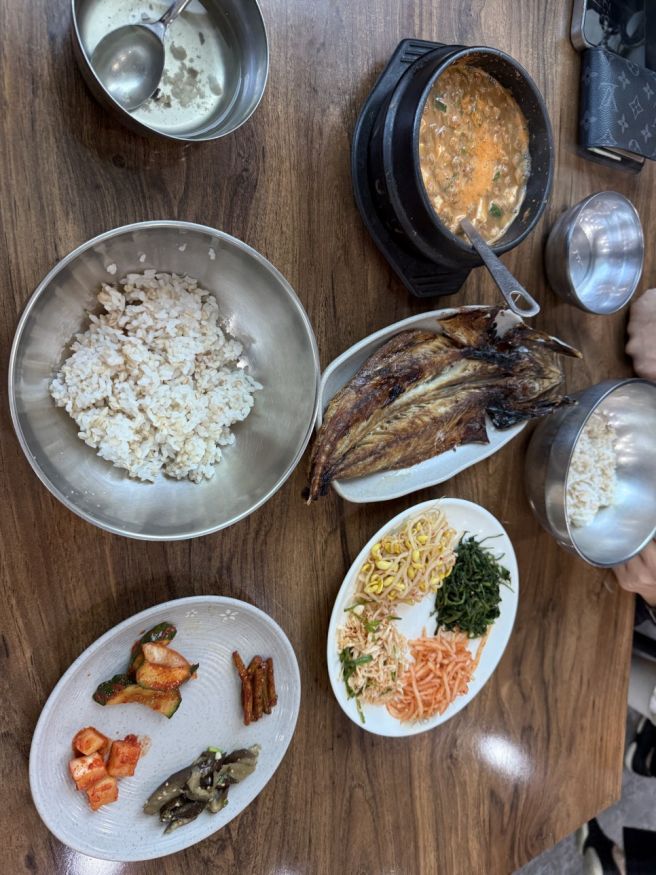 대구고산골맛집 / 공룡공원 근처밥집 / 찐 솔직 리뷰 낋여옴. /고산골할매보리밥 / 주차장정보