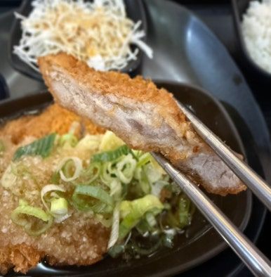 청주 성안길 블루리본 맛집 “공원당” / 촉촉한 돈까스