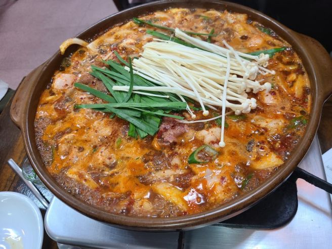대구 서구 중리동 한우곱창전골맛집, 구일식당본점