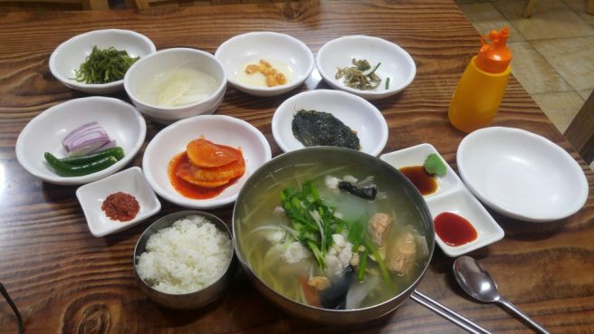 부산 보수동 맛집 노포 물꽁식당 아구찜과 탕