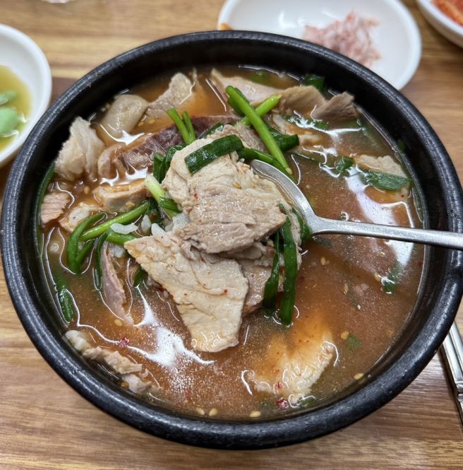 남포동 맛집 신창국밥 후기 자갈치시장 근처 생각보다 괜찮았던 국밥집
