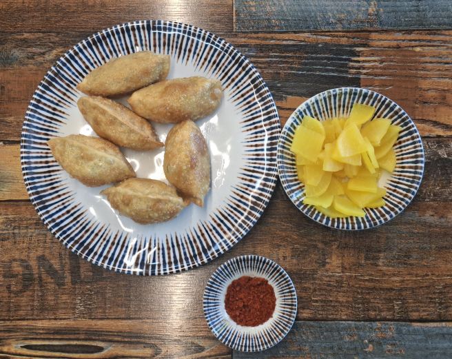 [솔직리뷰] 영천 만두 하나로 전화주문이 빗발치는 만두 맛집 '삼송꾼만두'