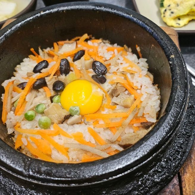 전주 효자동 반야돌솥밥 본점 후기｜전용 주차장 완비 돌솥밥 맛집