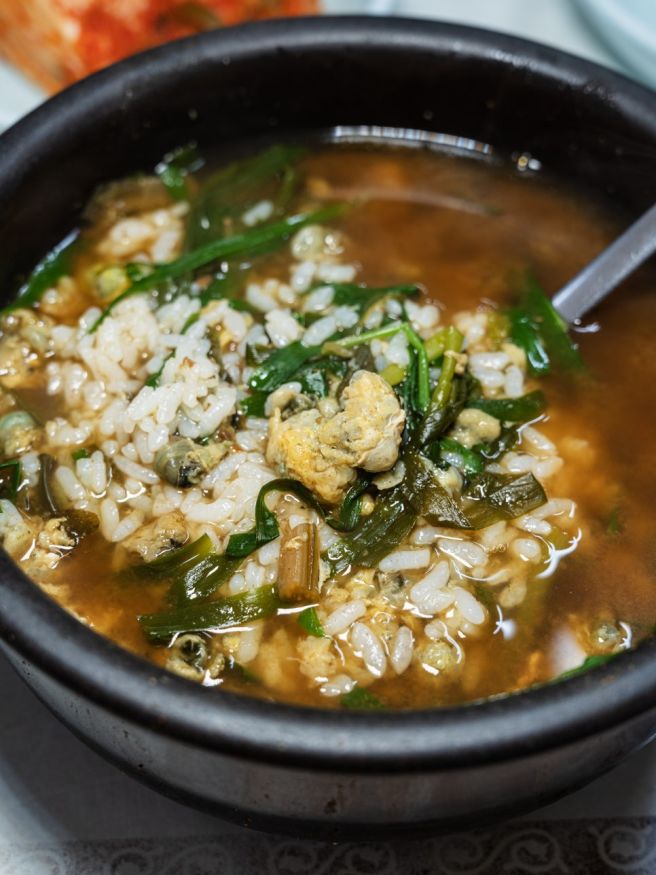 괴산 올갱이해장국 맛집 주차장식당, 담백 시원한 국물이 일품인 노포식당