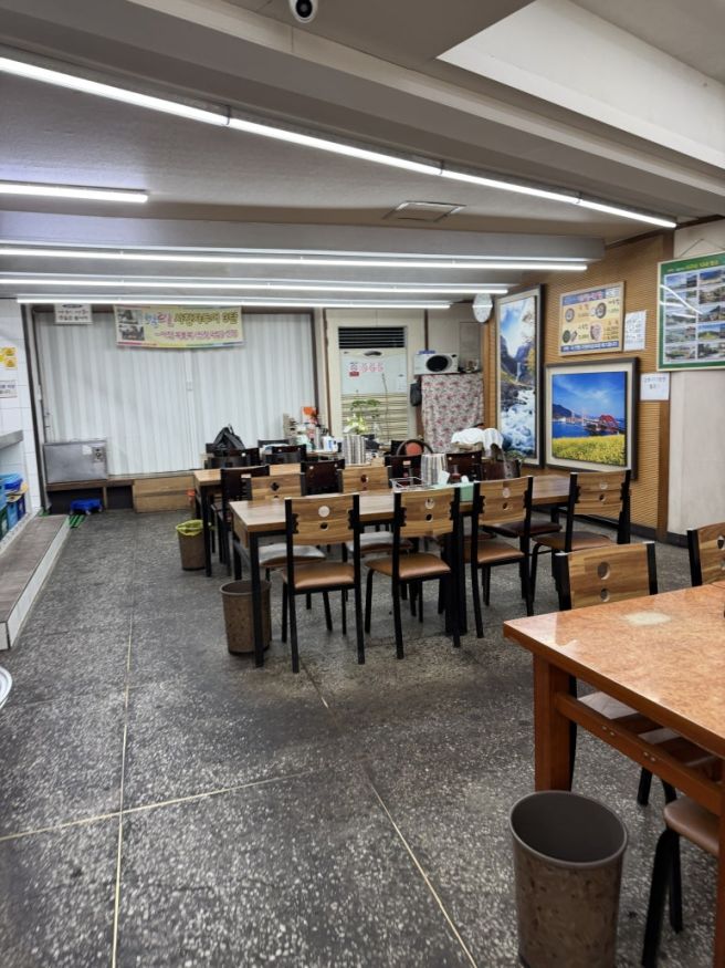 부산 서구 신창국밥 본점 수육밥 국밥 특 주차 순대단면