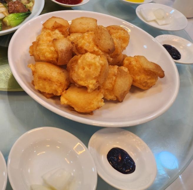 대전 동구 태화장 71년 노포집에서 멘보샤를 먹어야할까요?