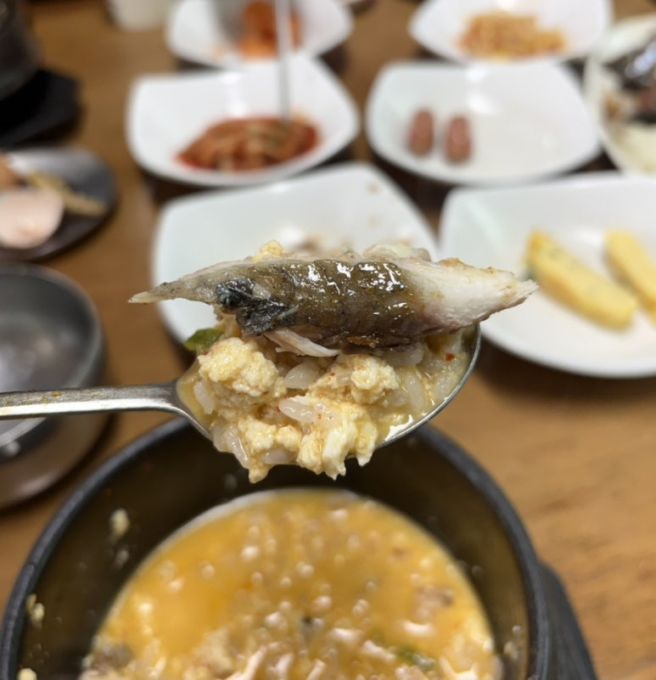 경주 동방동 맛집 서라벌맷돌순두부 영업 시간 돼지국밥 후기