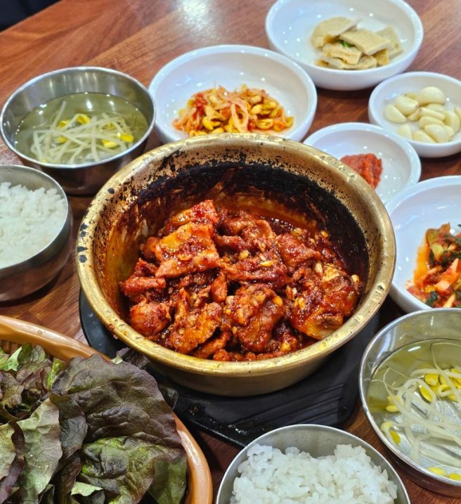 경주 현지인 맛집 진가네 대구갈비 돼지갈비찜 황리단길 근처 한식 밥집 추천 내돈내산