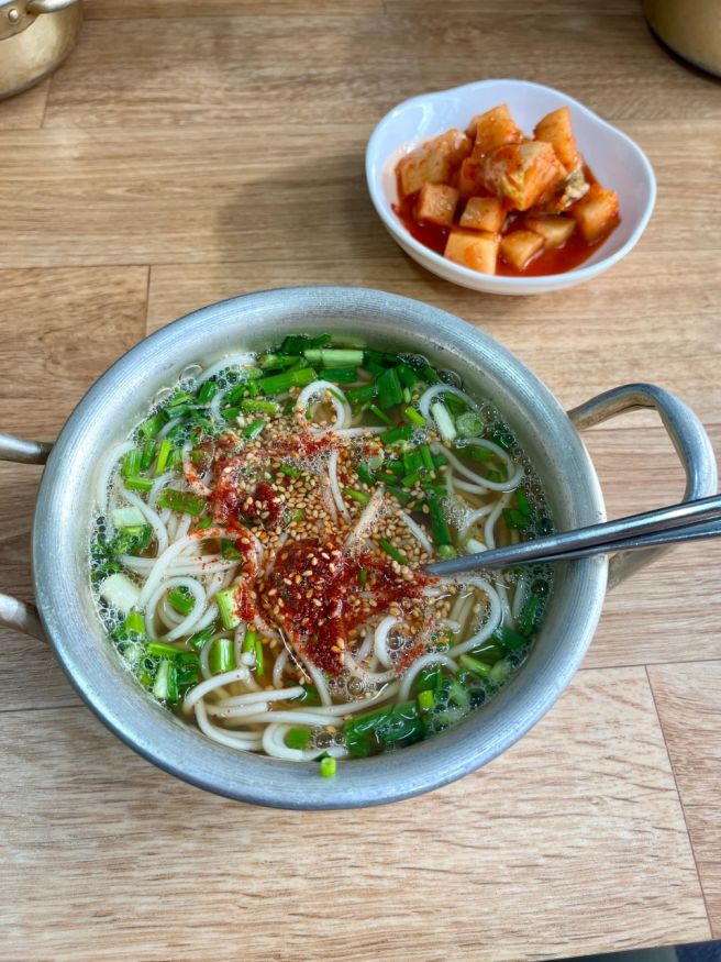 [제주추억] 그때그식당 - 춘자멸치국수 / 멸치국수